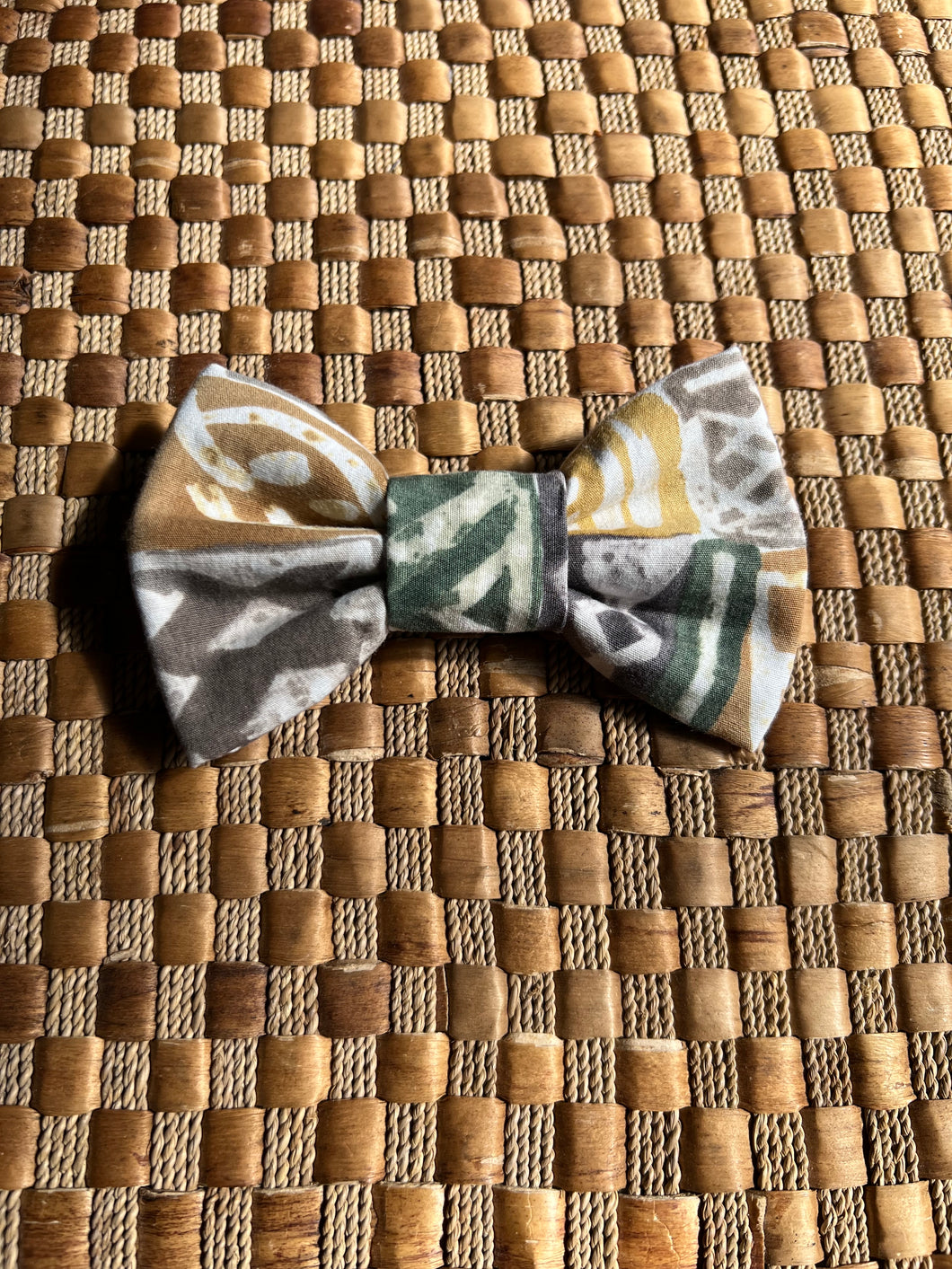 Gold Leaf Bow Tie