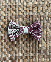 Load image into Gallery viewer, Maroon Pattern Bow Tie
