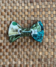 Load image into Gallery viewer, Turquoise Ulu Bow Tie
