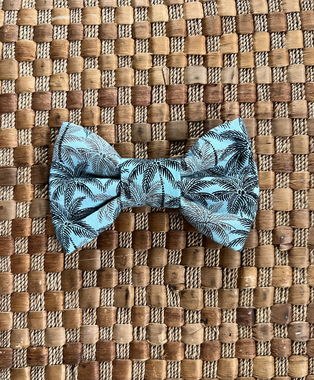 Turquoise Palms Bow Tie