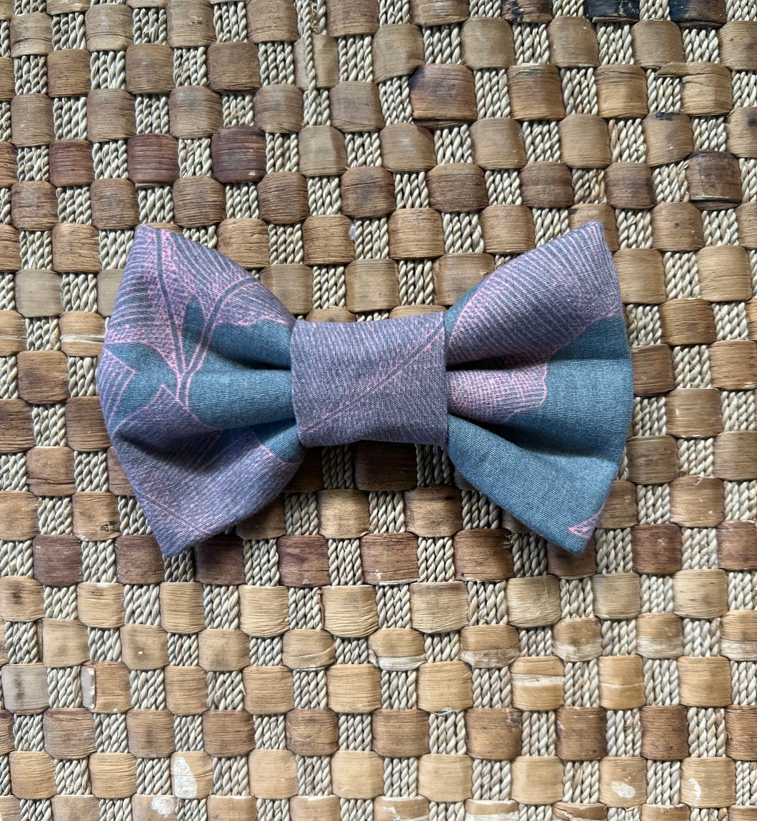 Pink Banana Leaves Bow Tie