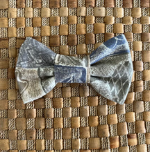 Load image into Gallery viewer, Maluhia Bow Tie
