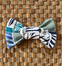 Load image into Gallery viewer, Puako Bow Tie
