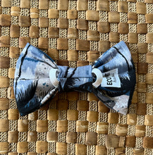 Load image into Gallery viewer, Kapoho Bow Tie
