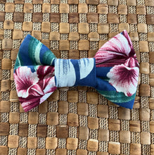 Load image into Gallery viewer, Hamakua Bow Tie
