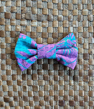 Load image into Gallery viewer, 90’s Vibe Bow Bow Tie
