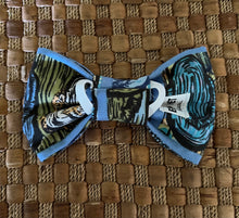 Load image into Gallery viewer, Blue Slippahs Bow Tie
